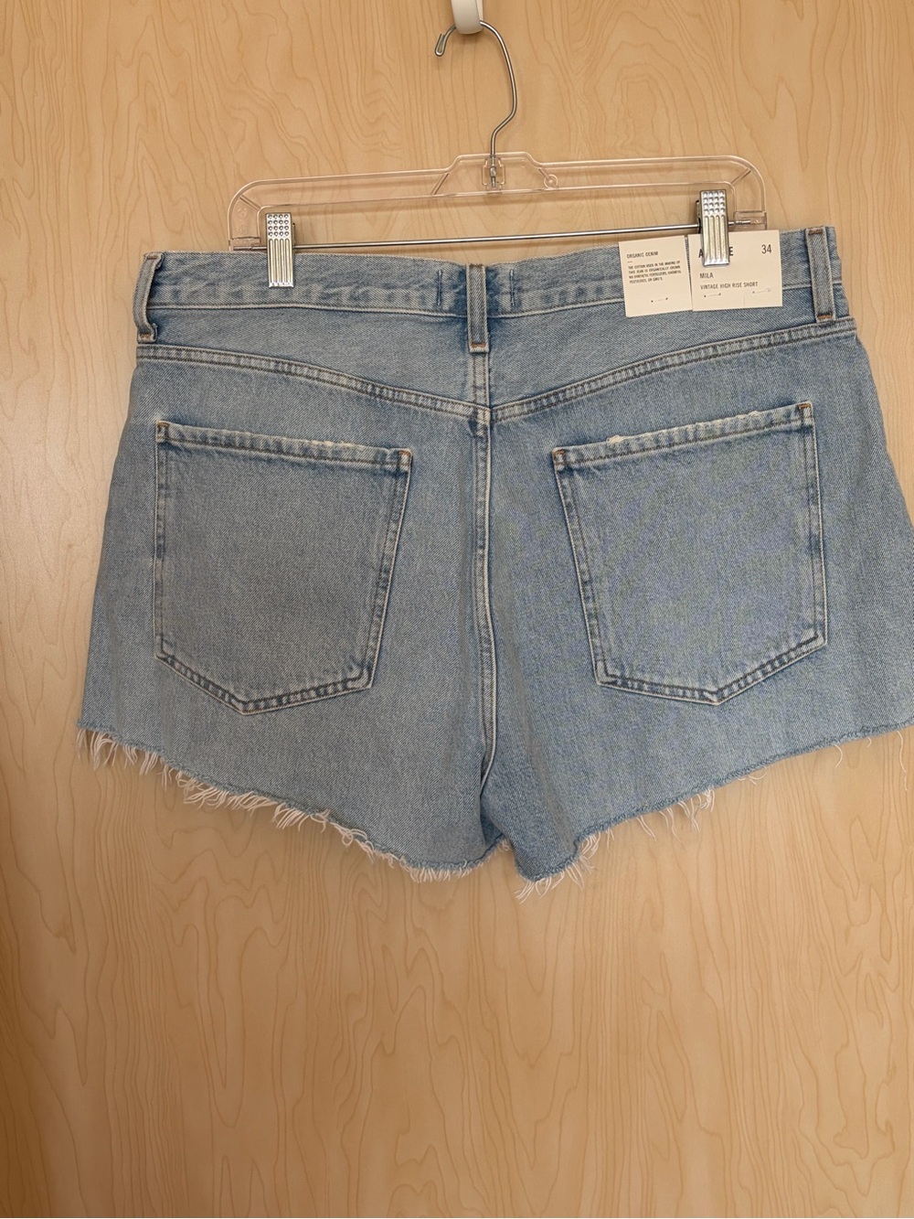 Agolde Mila High Rise Denim short NWT vintage style frayed leg size 34 - Picture 3 of 8